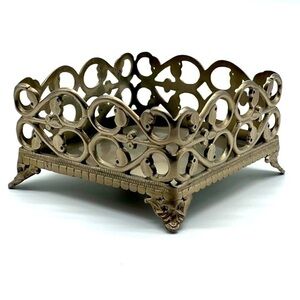 Stetson 1865 Beautiful silver decor / napkin holder etc